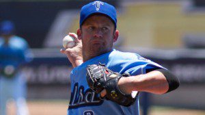 Roy Oswalt throws a pitch for the Tulsa Drillers.