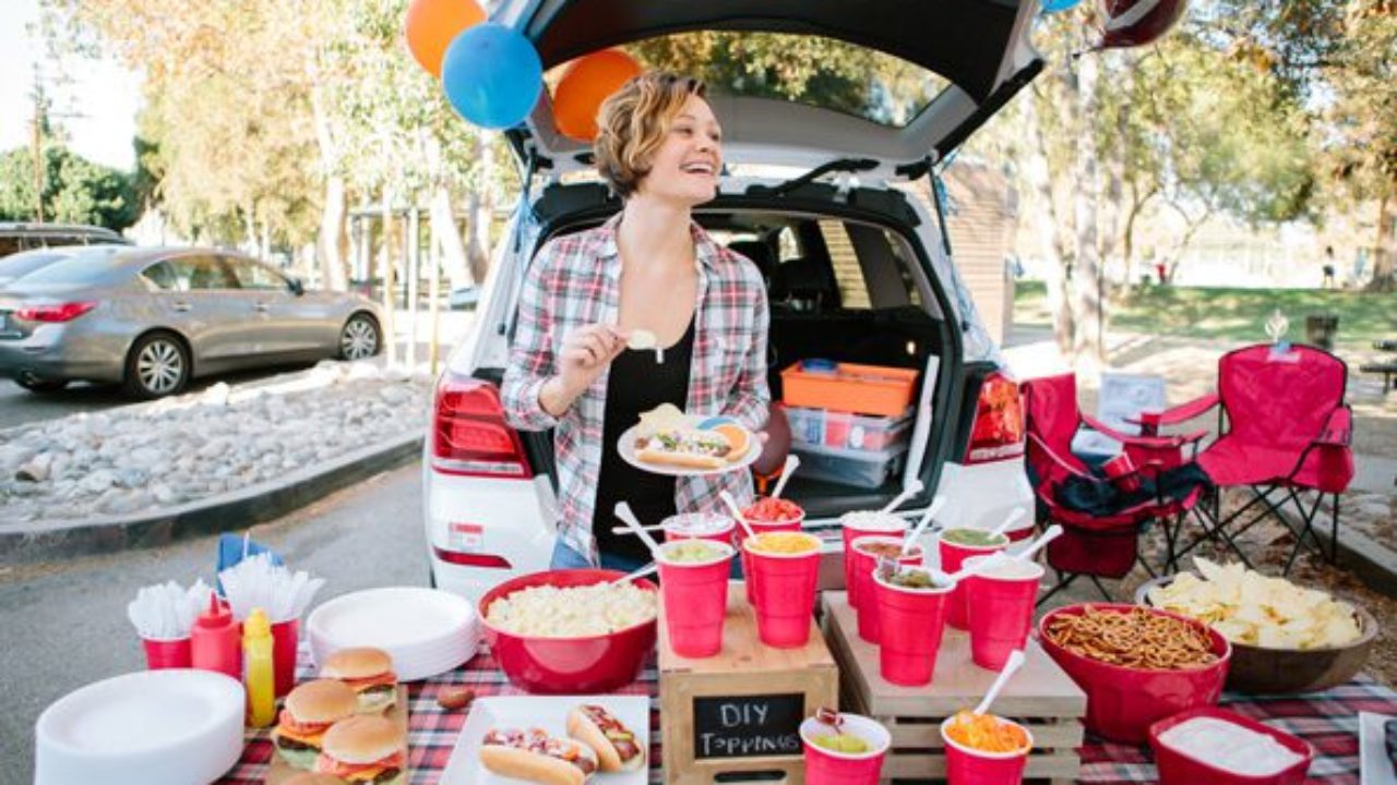 The best tailgate accessories and essentials for football season